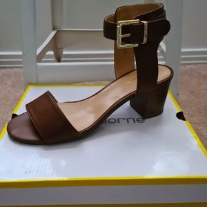 Liz Claiborne 6.5 Heel Sandals